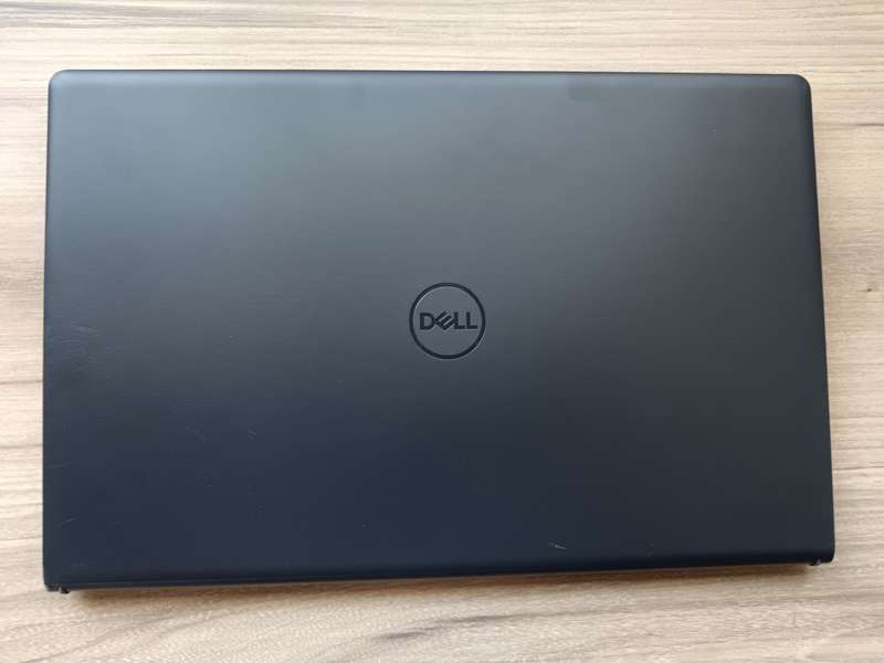 Dell Vostro 3520 Intel Core I3 12th Gen + Free Laptop Bag