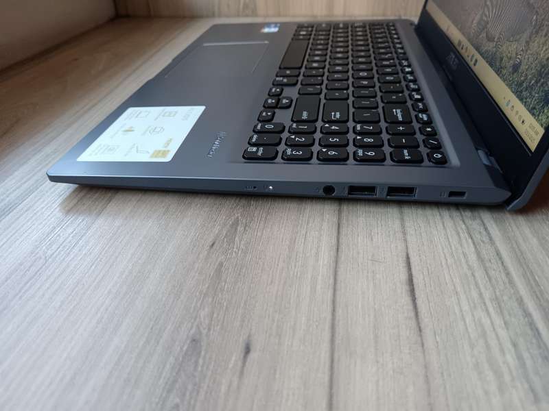 Asus Vivobook X515EA Intel Core I5 11th Gen + Free Laptop Bag