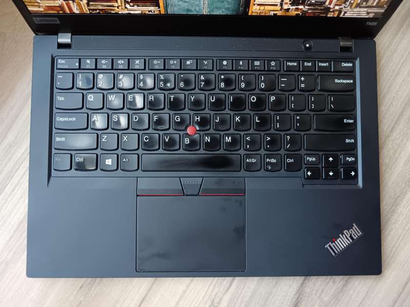 Lenovo ThinkPad T495 AMD Ryzen 5 PRO + Free Laptop Bag