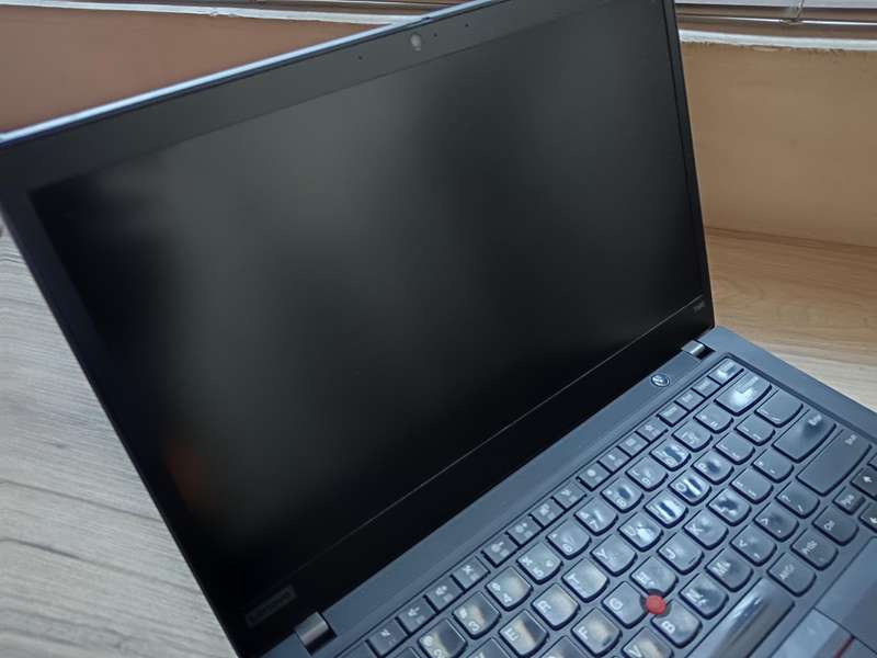 Lenovo ThinkPad T495 AMD Ryzen 5 PRO + Free Laptop Bag