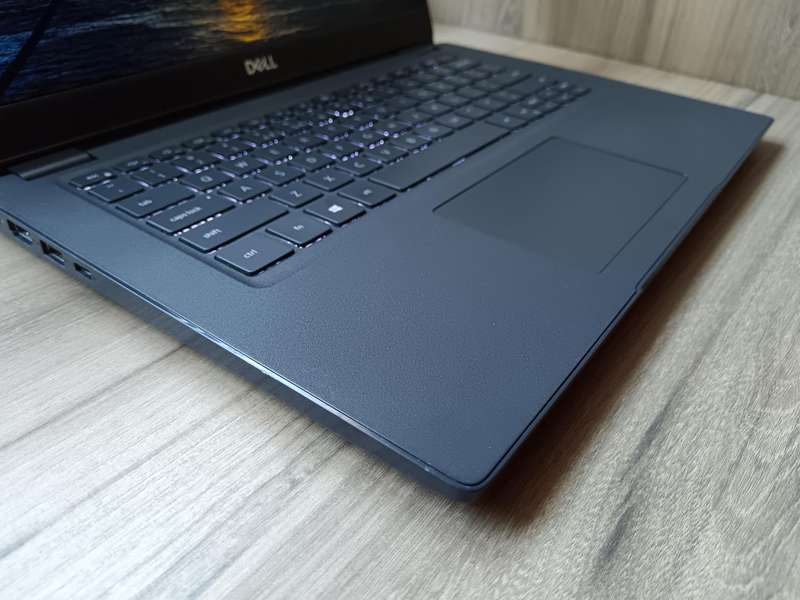 Dell Latitude 3410 Intel Core i7 10th Gen + Free Laptop Bag