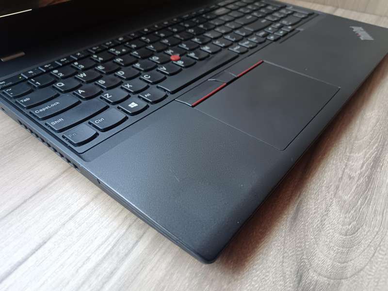 Lenovo ThinkPad T570 Intel Core I7 + Free Laptop Bag