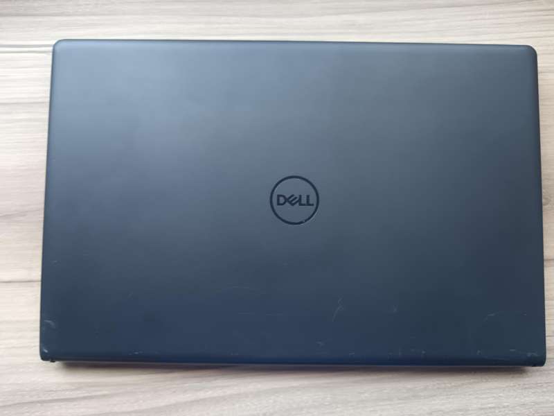 Dell Vostro 3520 Intel Core I5 12th Gen + Free Laptop Bag