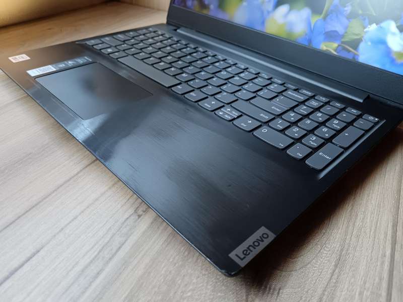 Lenovo IdeaPad S145 Intel Core i3 10th Gen + Free Laptop Bag