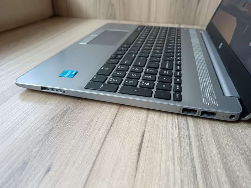 HP 250 G8 Intel Core i3 11th Gen + Free Laptop Bag