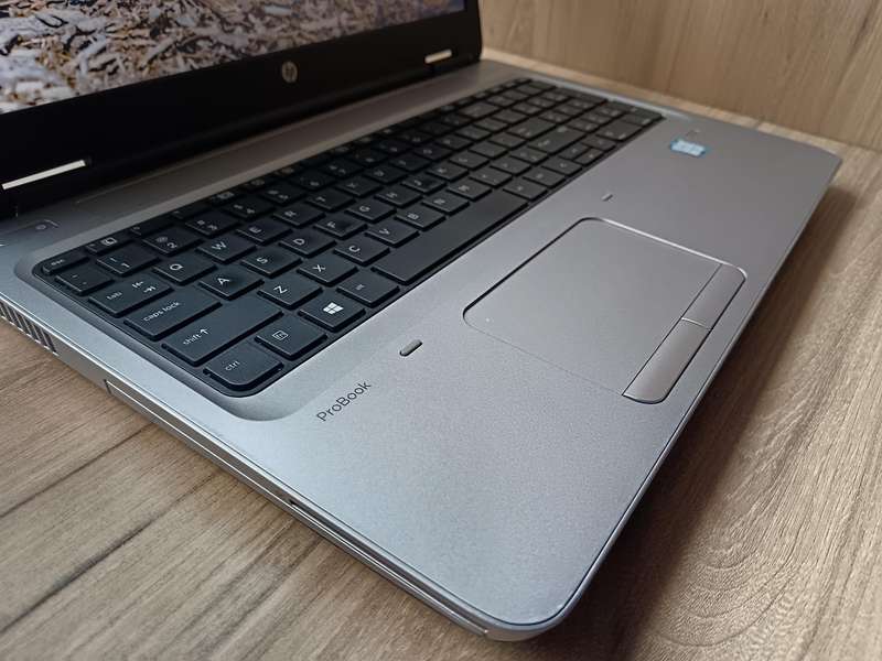 Hp Probook 650 G2 Intel Core I3 + Free Laptop Bag