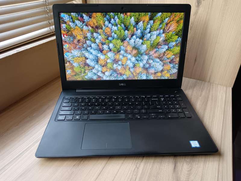 Dell Latitude 3590 Intel Core i3 + Free Laptop Bag