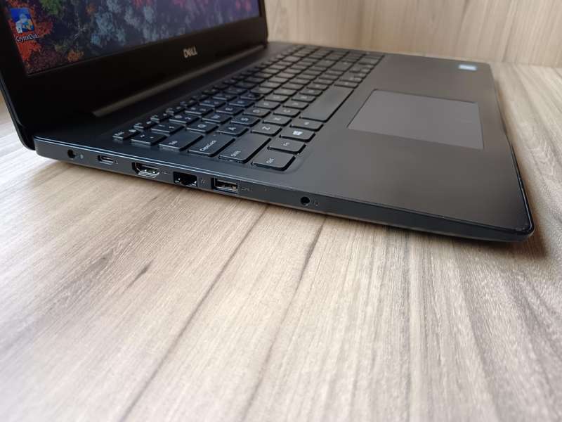 Dell Latitude 3590 Intel Core i3 + Free Laptop Bag