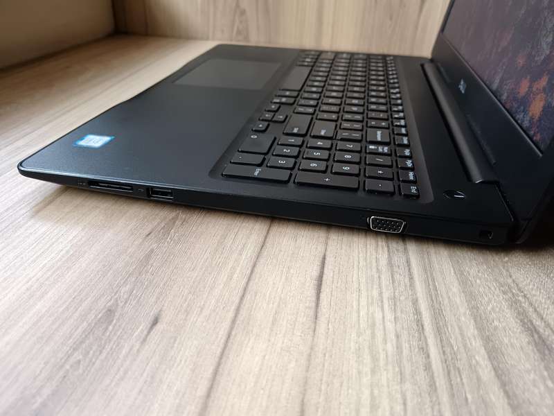 Dell Latitude 3590 Intel Core i3 + Free Laptop Bag