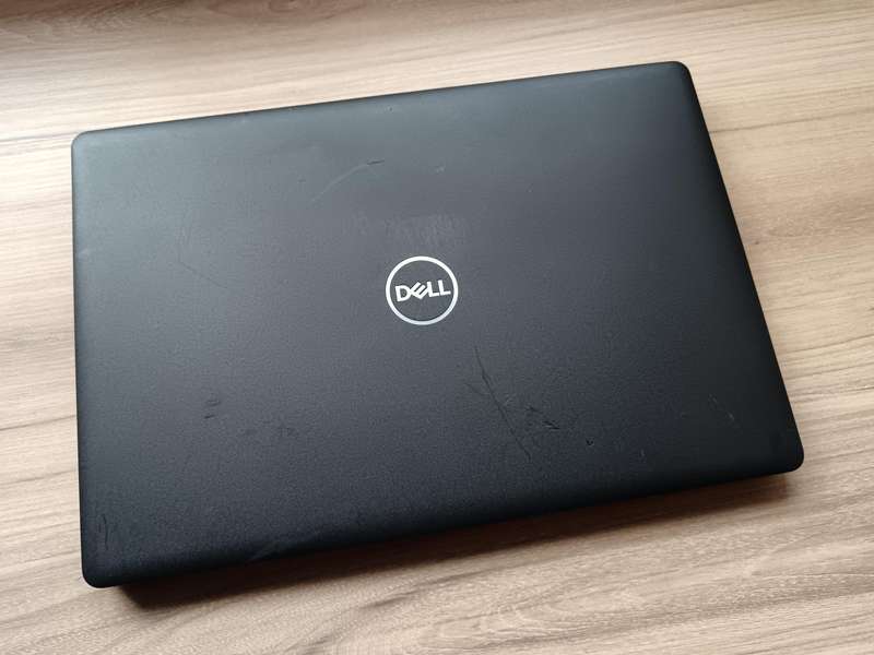 Dell Latitude 3590 Intel Core i3 + Free Laptop Bag
