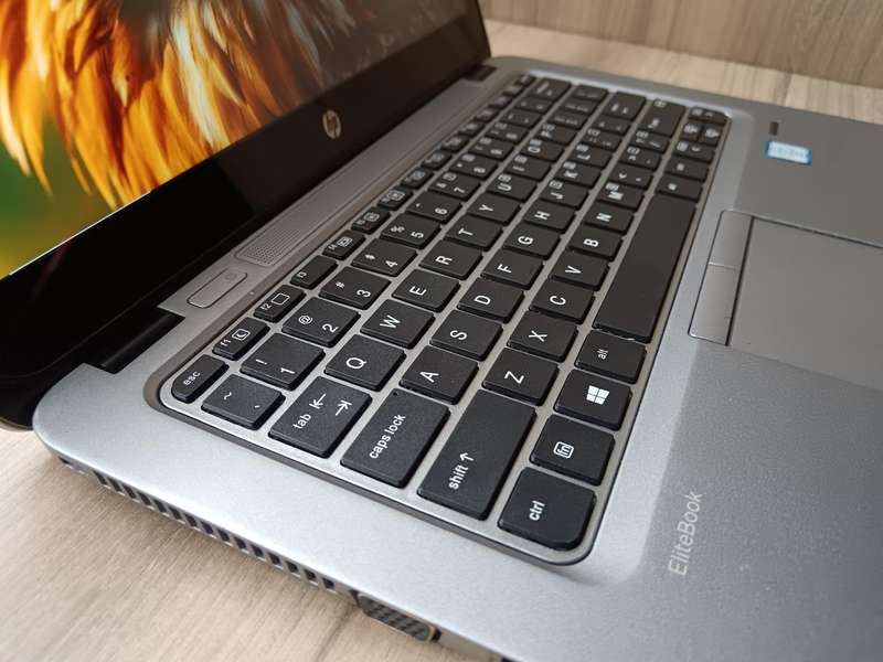 HP EliteBook 820 G3 Touchscreen Intel i5 + Free Laptop Bag