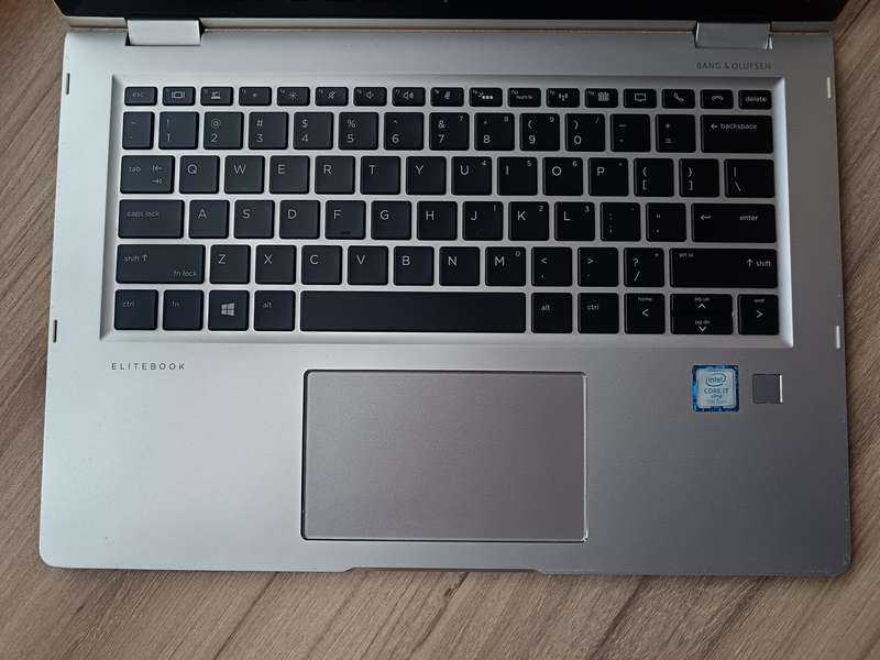 Hp Elitebook X360 1030 G2 Intel Core I7 + Free Laptop Bag