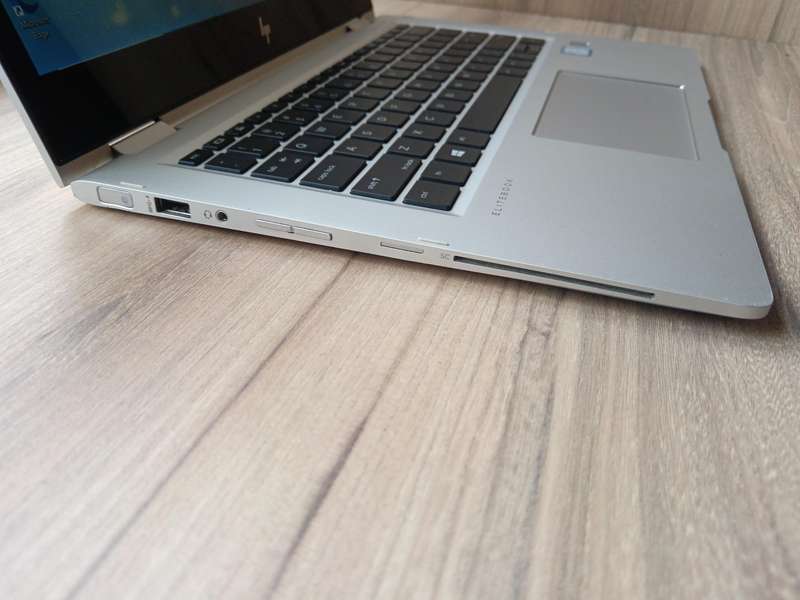Hp Elitebook X360 1030 G2 Intel Core I7 + Free Laptop Bag