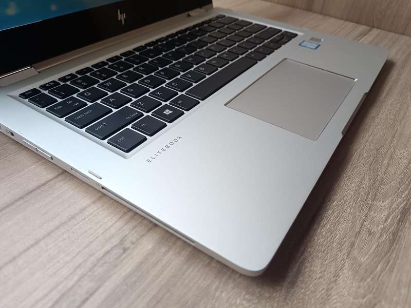 Hp Elitebook X360 1030 G2 Intel Core I7 + Free Laptop Bag