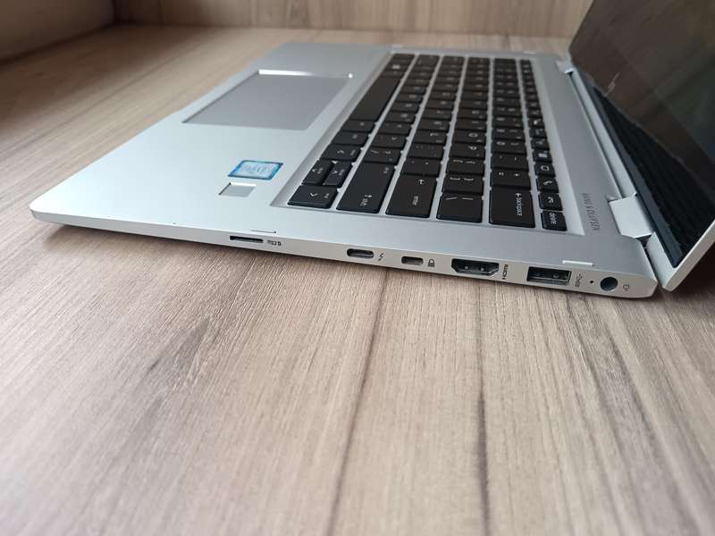 Hp Elitebook X360 1030 G2 Intel Core I7 + Free Laptop Bag