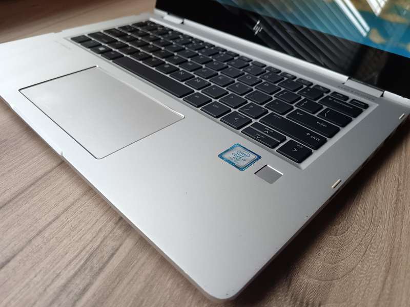 Hp Elitebook X360 1030 G2 Intel Core I7 + Free Laptop Bag