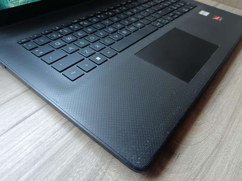 Hp Laptop 17-CP0xxx AMD Athlone Gold Notebook