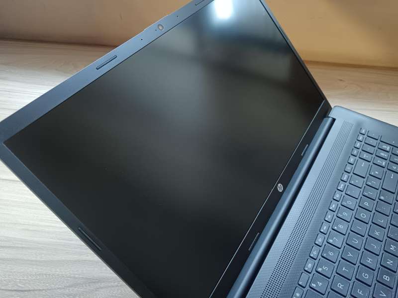 Hp Laptop 17-CP0xxx AMD Athlone Gold Notebook