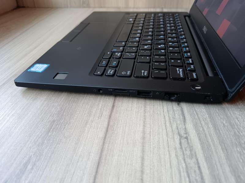 Dell Latitude 7290 Intel Core i7 + Free Laptop Bag