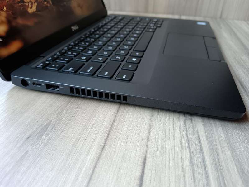 Dell Latitude 5400 TOUCHSCREEN Intel Core i5 + Free Laptop Bag