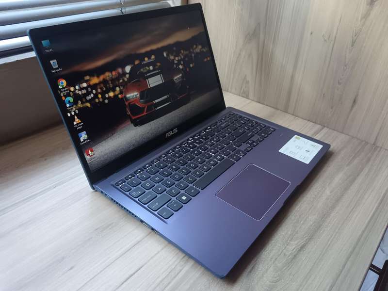 Asus Vivobook X515EA Intel Core I7 11th Gen + Free Laptop Bag