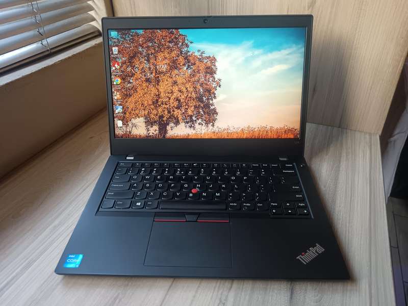 Lenovo ThinkPad L14 Gen 2 Intel i5 11th Gen + Free Laptop Bag