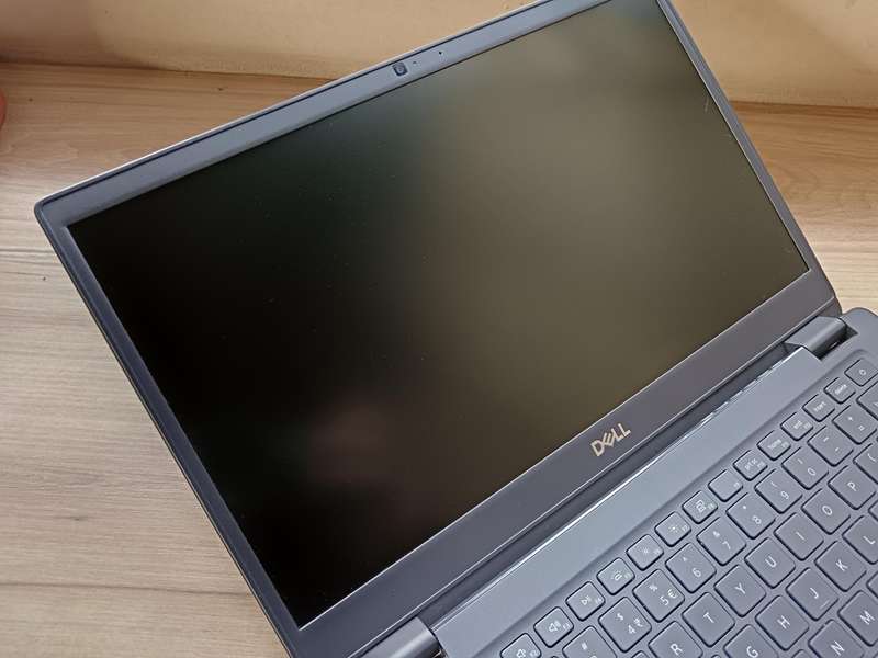 Dell Latitude 3410 Intel Core i5 10th Gen + Free Laptop Bag