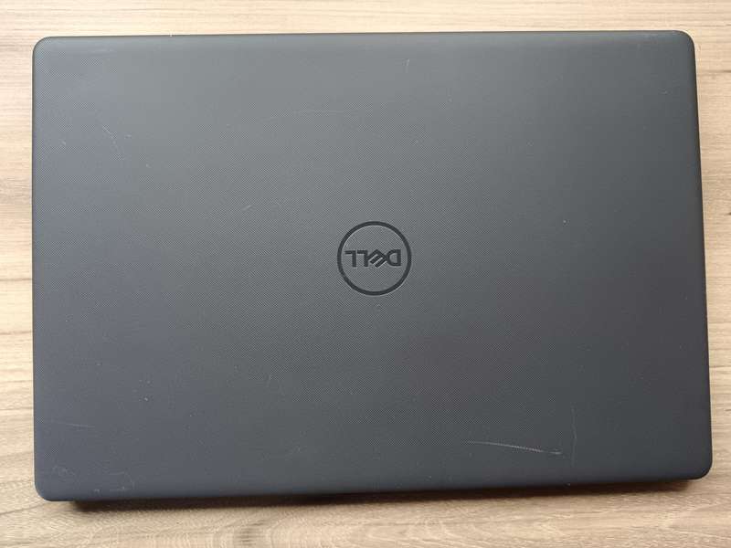 Dell Vostro 3500 11th Gen Intel Core i5 + Free Laptop Bag