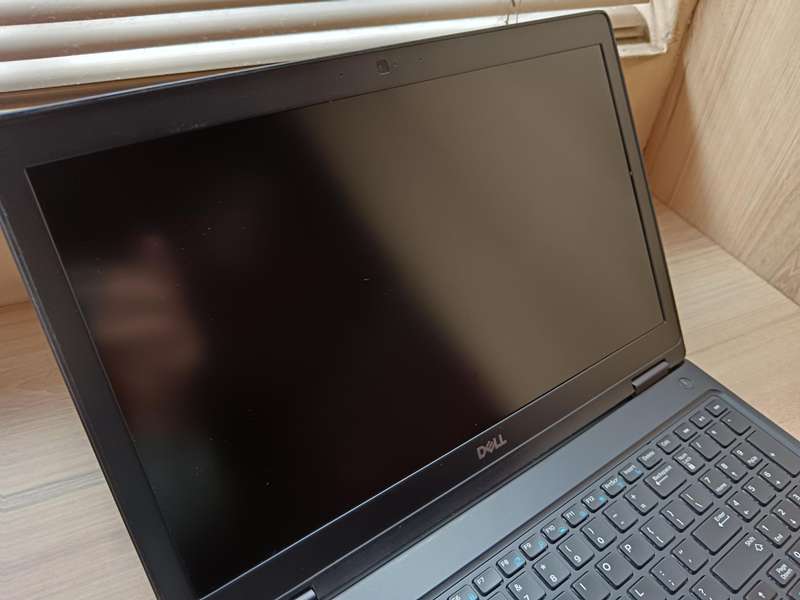 Dell Latitude 5591 Intel Core i7 + Free Laptop Bag