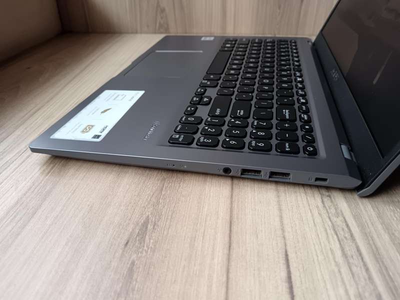 Asus Vivobook Intel Core I3 10th Gen + Free Laptop Bag