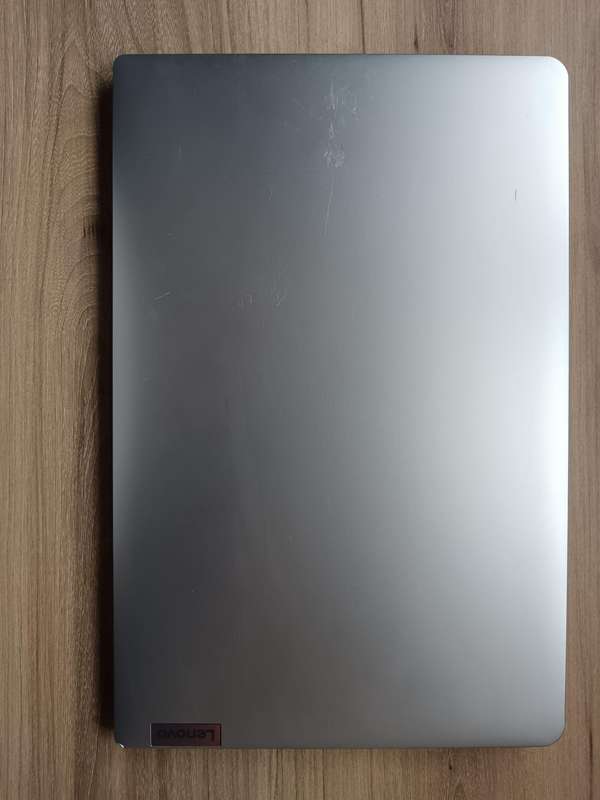 Lenovo IdeaPad 1 AMD Ryzen 5 7520U + Free Laptop Bag