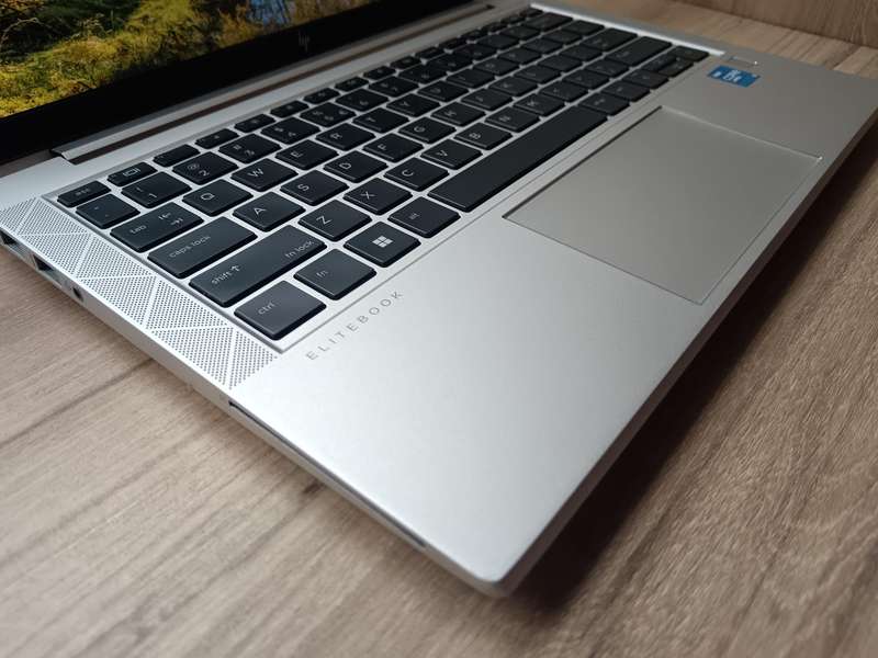 HP EliteBook 830 G8 Intel Core I5 11th Gen + Free Laptop Bag