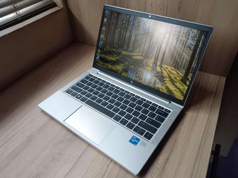 HP EliteBook 830 G8 Intel Core I5 11th Gen + Free Laptop Bag