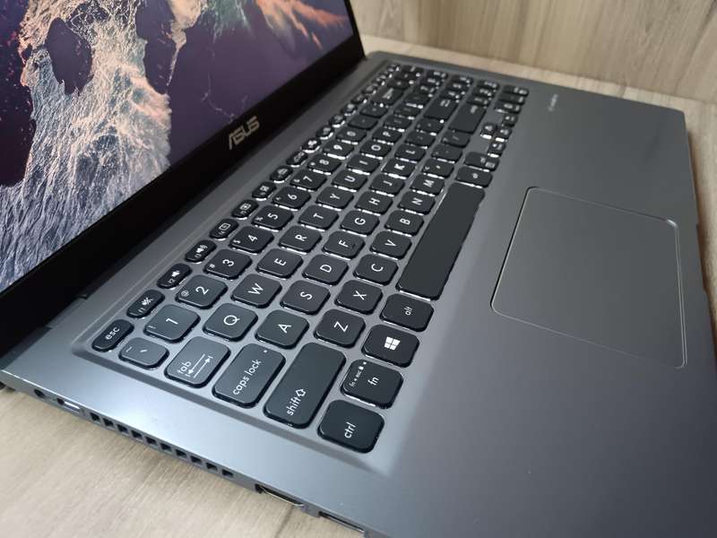 Asus Vivobook X515EA Intel Core I5 11th Gen + Free Laptop Bag