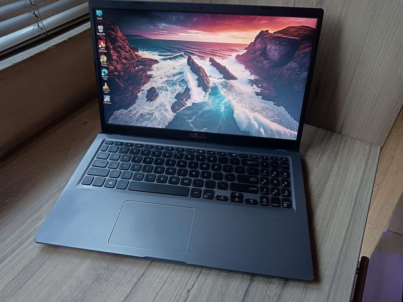 Asus Vivobook X515EA Intel Core I5 11th Gen + Free Laptop Bag