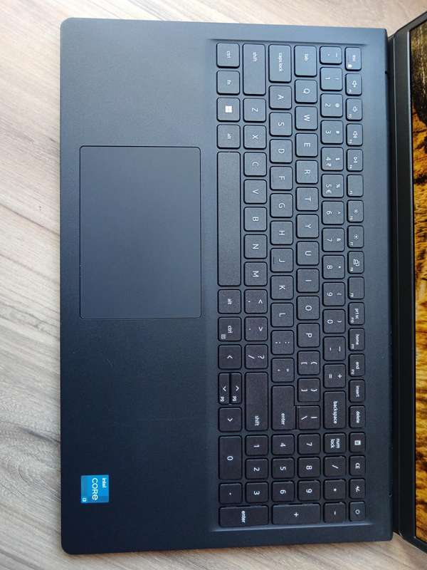 Dell Vostro 3520 Intel Core I3 12th Gen + Free Laptop Bag