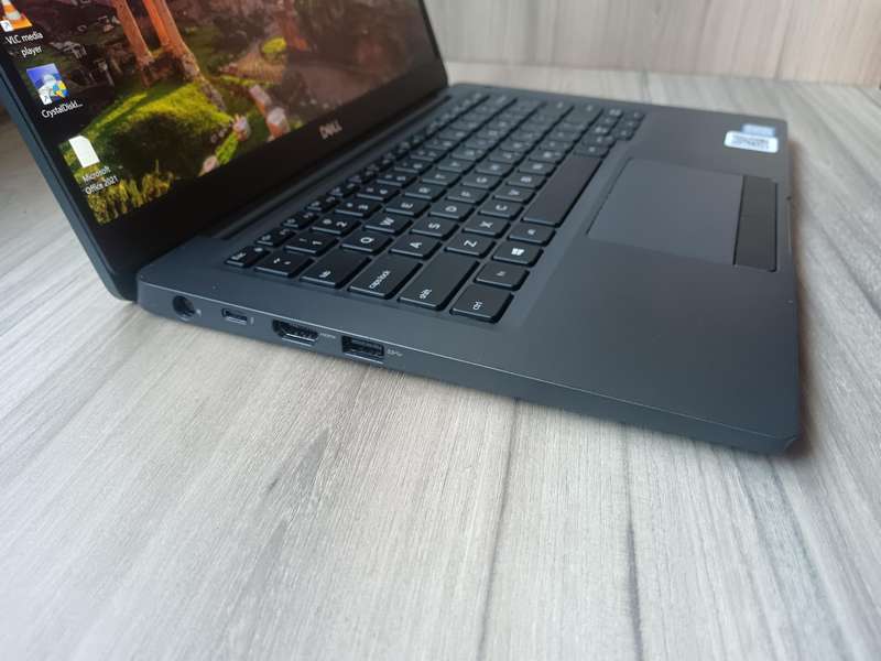 Dell Latitude 7300 TOUCHSCREEN Intel Core i7 + Free Laptop Bag