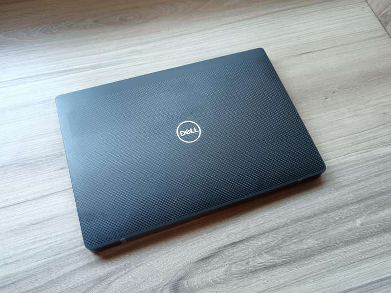 Dell Latitude 7300 TOUCHSCREEN Intel Core i7 + Free Laptop Bag