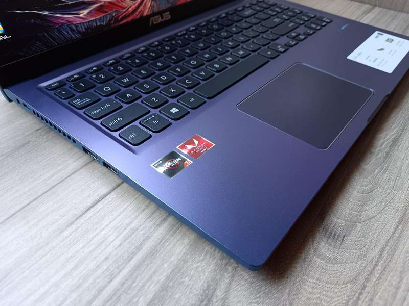 Asus Vivobook X515 AMD Ryzen 5 + Free Laptop Bag