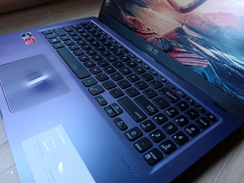 Asus Vivobook X515 AMD Ryzen 5 + Free Laptop Bag