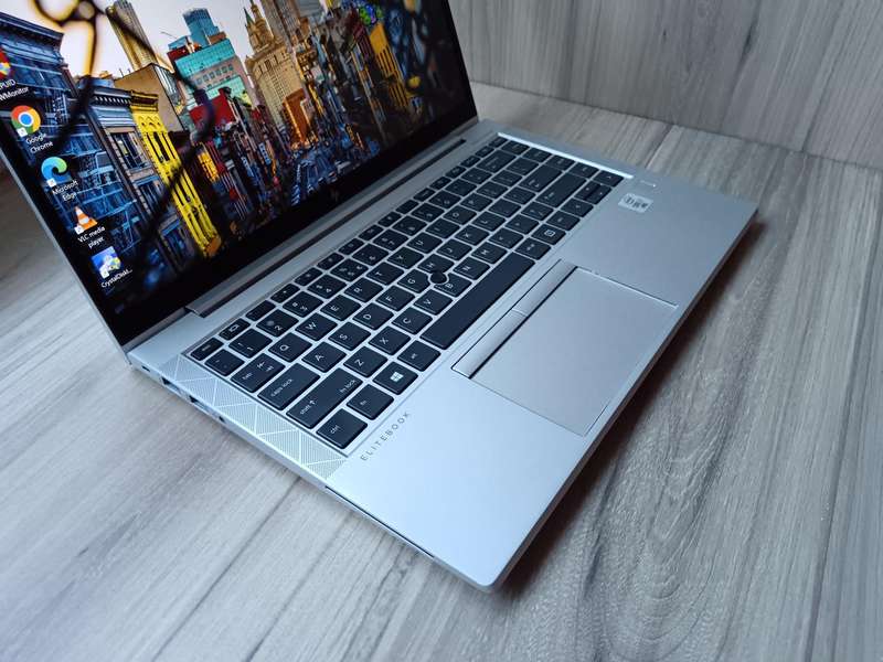 Hp EliteBook 840 G7 Intel Core i7 + Free Laptop Bag