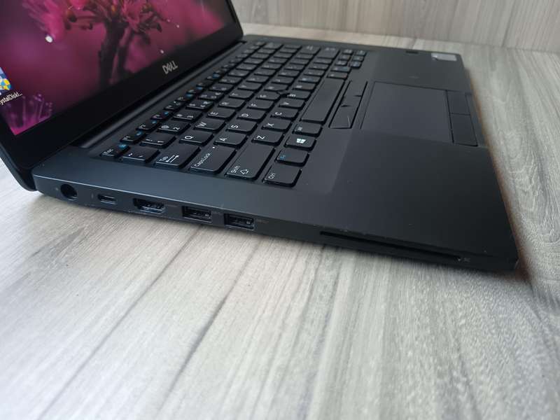 Dell Latitude 7490 Intel i5 + Free Laptop Bag