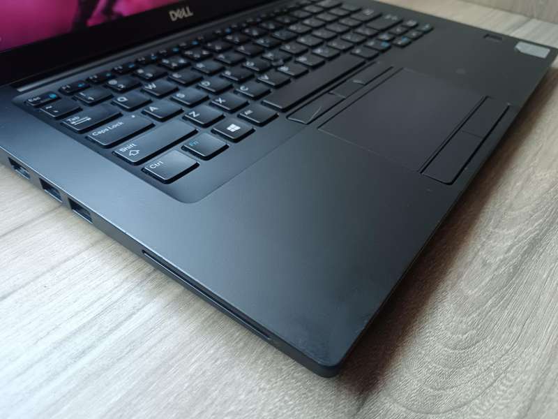 Dell Latitude 7490 Intel i5 + Free Laptop Bag