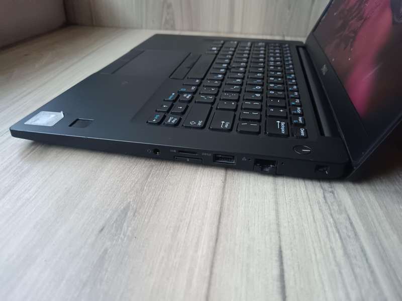 Dell Latitude 7490 Intel i5 + Free Laptop Bag