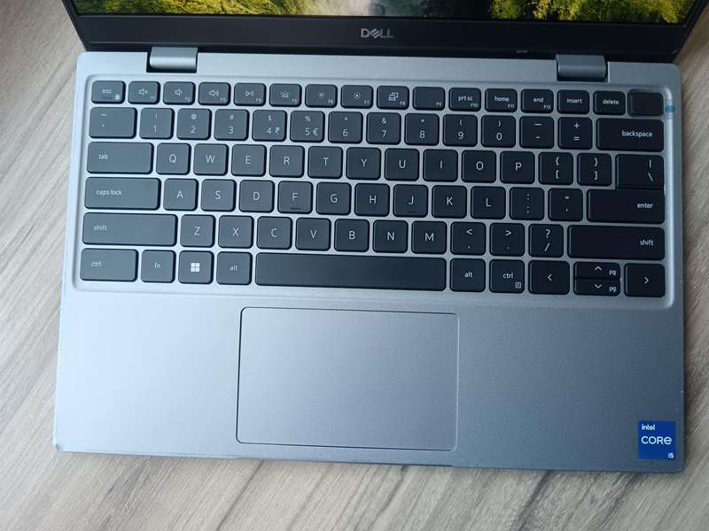 Dell Latitude 3320 Intel Core I5 11th Gen + Free Laptop Bag
