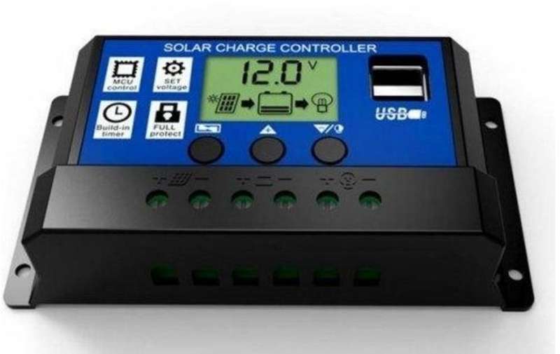 Solar Charge Controller 30 A.LCD Display. Dual USB Ports ,12 V/24v Pwm