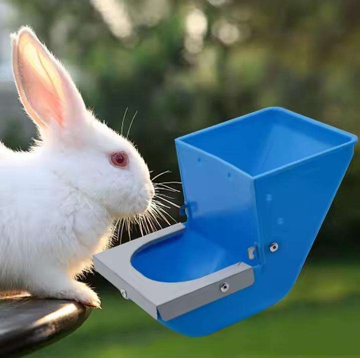 Rabbit 1 Litre Drinker and 5 Kg Food Feeder Set