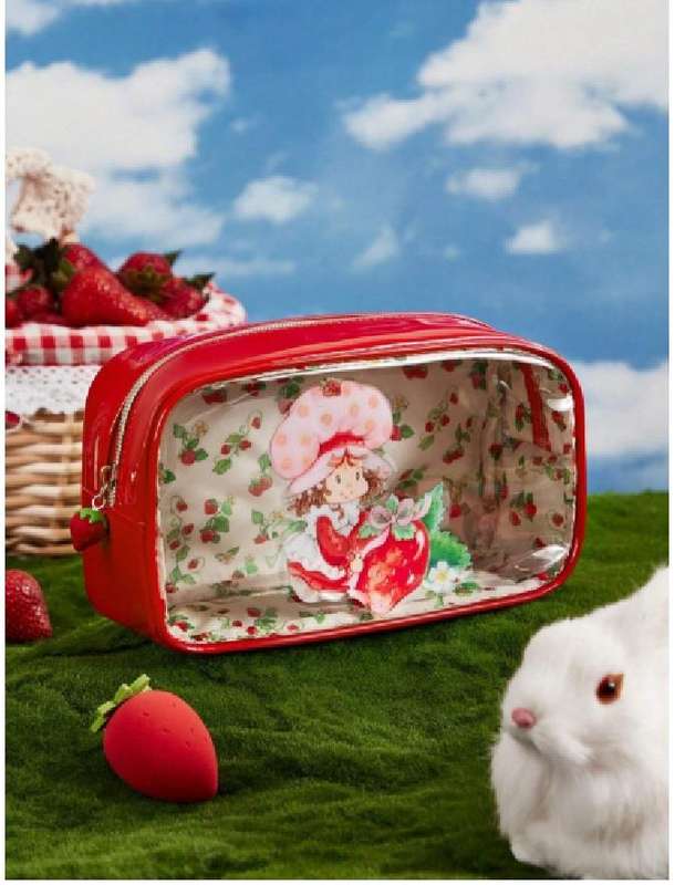 Strawberry Shortcake Cosmetic Bag