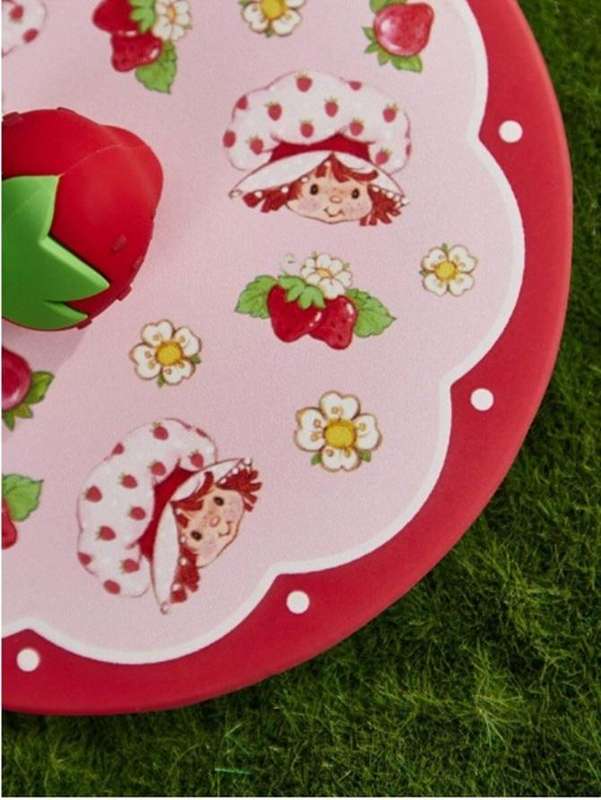 Strawberry Shortcake lid only -cup size