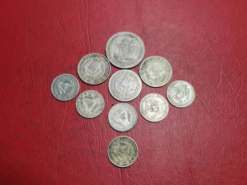COLLECTION OF 80% SILVER SA UNION COINS. ONE BID.